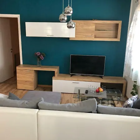 Franov With Pool, 10 Min From The Old Town Of Ferienhaus *