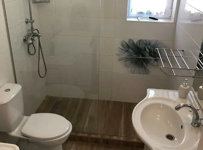 Nyaraló Franov With Pool, 10 Min From The Old Town Of